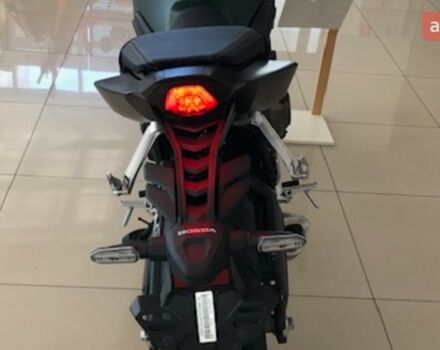 Хонда CB 650R, объемом двигателя 0.65 л и пробегом 0 тыс. км за 10273 $, фото 9 на Automoto.ua