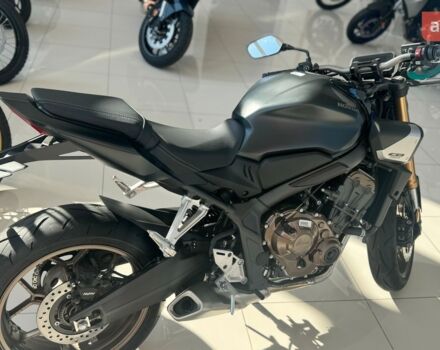 купить новое авто Хонда CB 650R 2025 года от официального дилера «Форсаж авто» Хонда фото