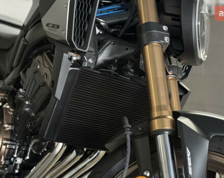 Хонда CB 650R, объемом двигателя 0.65 л и пробегом 0 тыс. км за 10560 $, фото 14 на Automoto.ua