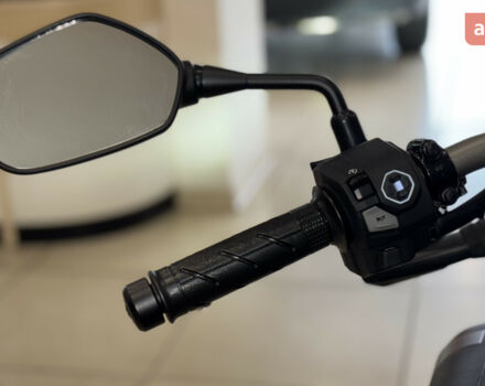 Хонда CB 650R, объемом двигателя 0.65 л и пробегом 0 тыс. км за 10085 $, фото 9 на Automoto.ua