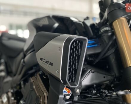 Хонда CB 650R, объемом двигателя 0.65 л и пробегом 0 тыс. км за 10085 $, фото 16 на Automoto.ua