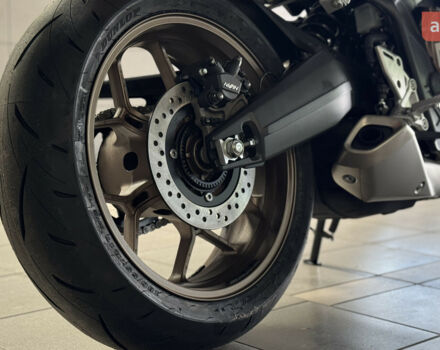 Хонда CB 650R, объемом двигателя 0.65 л и пробегом 0 тыс. км за 10560 $, фото 20 на Automoto.ua