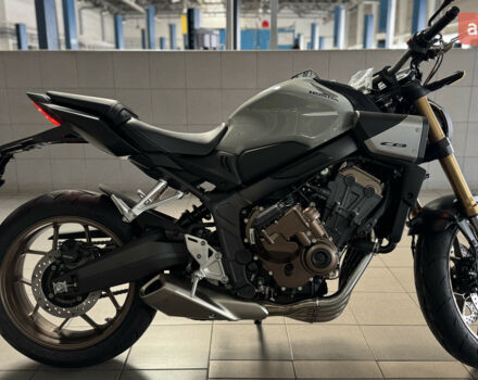 Хонда CB 650R, объемом двигателя 0.65 л и пробегом 0 тыс. км за 10560 $, фото 1 на Automoto.ua