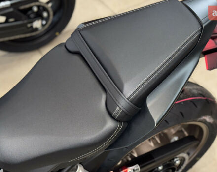 Хонда CB 650R, объемом двигателя 0.65 л и пробегом 0 тыс. км за 10572 $, фото 16 на Automoto.ua