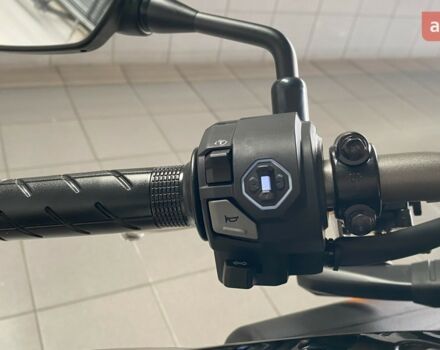 Хонда CB 650R, объемом двигателя 0.65 л и пробегом 0 тыс. км за 10085 $, фото 17 на Automoto.ua