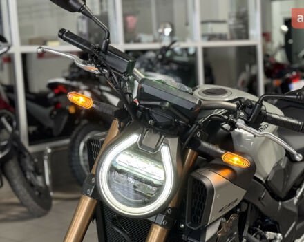 Хонда CB 650R, объемом двигателя 0.65 л и пробегом 0 тыс. км за 10560 $, фото 10 на Automoto.ua