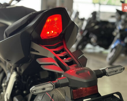 Хонда CB 650R, объемом двигателя 0.65 л и пробегом 0 тыс. км за 10560 $, фото 23 на Automoto.ua