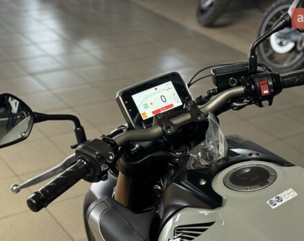 Хонда CB 650R, объемом двигателя 0.65 л и пробегом 0 тыс. км за 10085 $, фото 9 на Automoto.ua