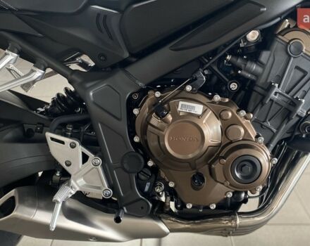 Хонда CB 650R, объемом двигателя 0.65 л и пробегом 0 тыс. км за 10085 $, фото 10 на Automoto.ua