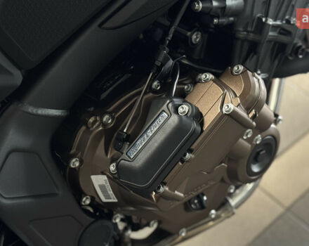 Хонда CB 650R, объемом двигателя 0.65 л и пробегом 0 тыс. км за 10560 $, фото 23 на Automoto.ua