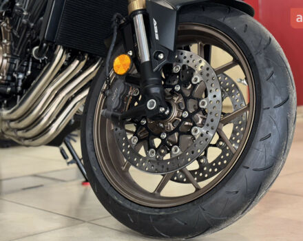 Хонда CB 650R, объемом двигателя 0.65 л и пробегом 0 тыс. км за 10572 $, фото 7 на Automoto.ua