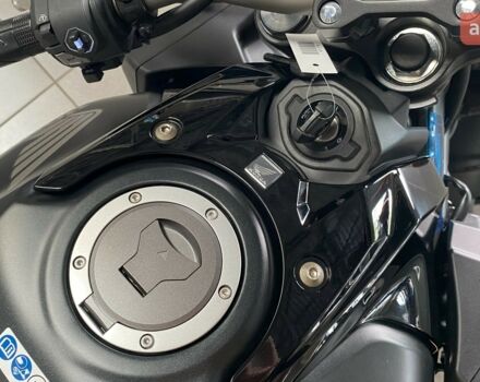 Хонда CB 650R, объемом двигателя 0.65 л и пробегом 0 тыс. км за 10085 $, фото 19 на Automoto.ua