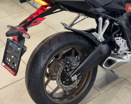 Хонда CB 650R, объемом двигателя 0.65 л и пробегом 0 тыс. км за 10572 $, фото 17 на Automoto.ua
