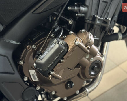 Хонда CB 650R, объемом двигателя 0.65 л и пробегом 0 тыс. км за 10560 $, фото 17 на Automoto.ua