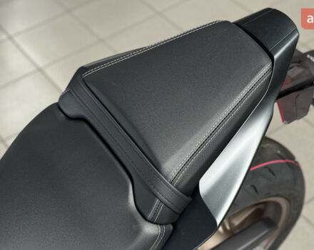 Хонда CB 650R, объемом двигателя 0.65 л и пробегом 0 тыс. км за 10560 $, фото 18 на Automoto.ua