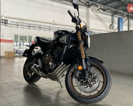Хонда CB 650R, объемом двигателя 0.65 л и пробегом 0 тыс. км за 10085 $, фото 2 на Automoto.ua