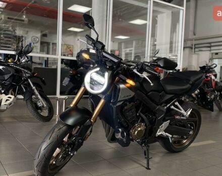 Хонда CB 650R, объемом двигателя 0.65 л и пробегом 0 тыс. км за 10085 $, фото 4 на Automoto.ua