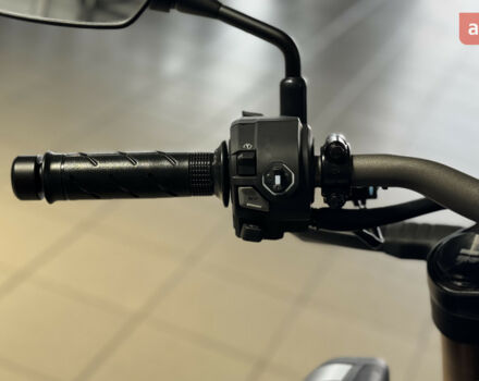 Хонда CB 650R, объемом двигателя 0.65 л и пробегом 0 тыс. км за 10560 $, фото 12 на Automoto.ua