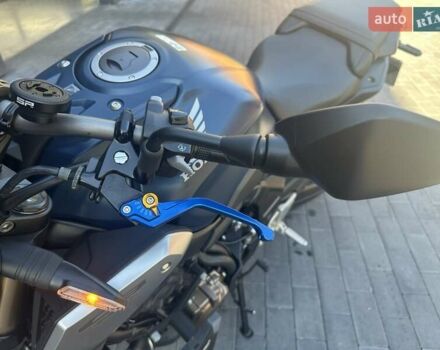 Синий Хонда CB 650R, объемом двигателя 0.65 л и пробегом 14 тыс. км за 8650 $, фото 11 на Automoto.ua