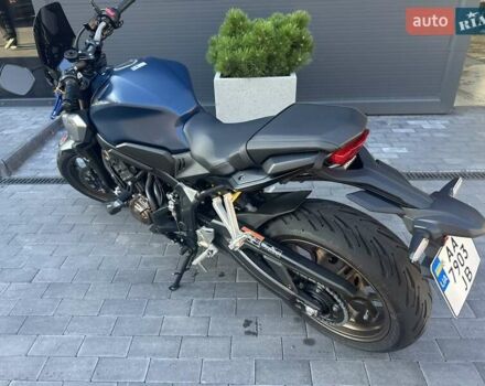 Синий Хонда CB 650R, объемом двигателя 0.65 л и пробегом 14 тыс. км за 8650 $, фото 4 на Automoto.ua