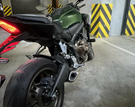 Зеленый Хонда CB 650R, объемом двигателя 0.65 л и пробегом 2 тыс. км за 9600 $, фото 11 на Automoto.ua