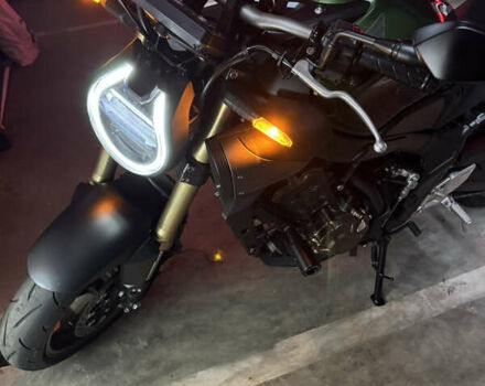Зеленый Хонда CB 650R, объемом двигателя 0.65 л и пробегом 2 тыс. км за 9600 $, фото 1 на Automoto.ua