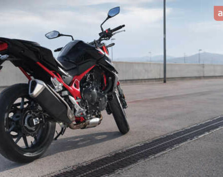 купить новое авто Хонда CB 750 Hornet 2025 года от официального дилера «Форсаж авто» Хонда фото
