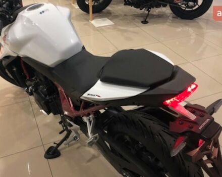 Хонда CB 750 Hornet, объемом двигателя 0 л и пробегом 0 тыс. км за 10019 $, фото 4 на Automoto.ua
