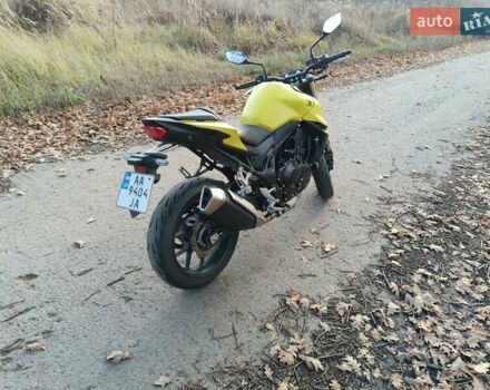 Желтый Хонда CB 750 Hornet, объемом двигателя 0.76 л и пробегом 4 тыс. км за 8300 $, фото 4 на Automoto.ua