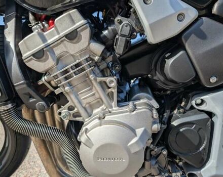 Черный Хонда CB 900F Hornet, объемом двигателя 0.91 л и пробегом 44 тыс. км за 5099 $, фото 7 на Automoto.ua