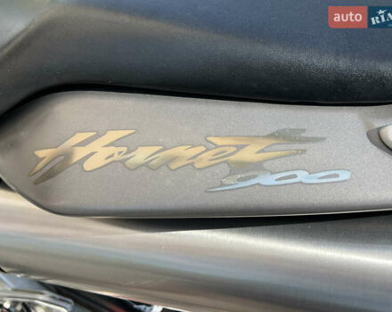 Сірий Хонда CB 900F Hornet, об'ємом двигуна 0.9 л та пробігом 32 тис. км за 5500 $, фото 7 на Automoto.ua