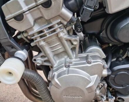 Серый Хонда CB 900F Hornet, объемом двигателя 0.92 л и пробегом 45 тыс. км за 5600 $, фото 16 на Automoto.ua