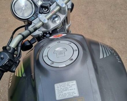 Серый Хонда CB 900F Hornet, объемом двигателя 0.92 л и пробегом 45 тыс. км за 5600 $, фото 11 на Automoto.ua