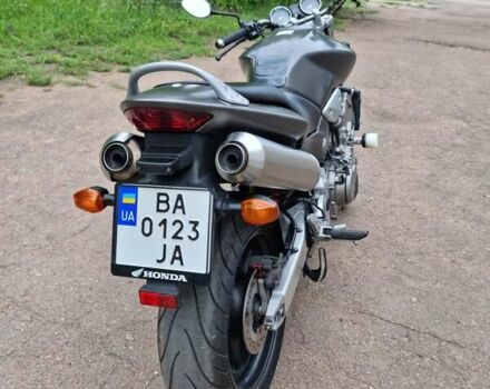 Серый Хонда CB 900F Hornet, объемом двигателя 0.92 л и пробегом 45 тыс. км за 5600 $, фото 2 на Automoto.ua
