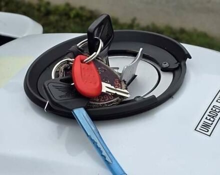 Білий Хонда CBF 1000A, об'ємом двигуна 1 л та пробігом 41 тис. км за 7180 $, фото 34 на Automoto.ua