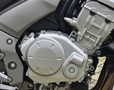 Білий Хонда CBF 1000A, об'ємом двигуна 1 л та пробігом 41 тис. км за 7180 $, фото 47 на Automoto.ua