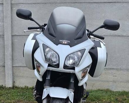 Білий Хонда CBF 1000A, об'ємом двигуна 1 л та пробігом 41 тис. км за 7180 $, фото 4 на Automoto.ua