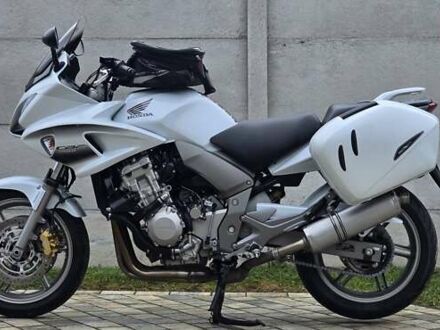 Белый Хонда CBF 1000A, объемом двигателя 1 л и пробегом 41 тыс. км за 7180 $, фото 1 на Automoto.ua