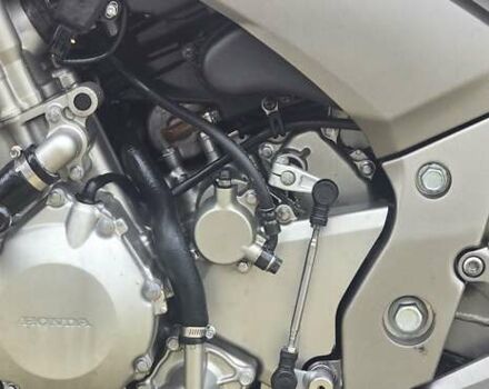 Красный Хонда CBF 1000A, объемом двигателя 1 л и пробегом 50 тыс. км за 6150 $, фото 12 на Automoto.ua