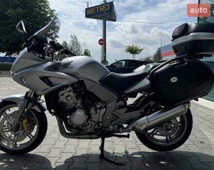 Серый Хонда CBF 1000A, объемом двигателя 1 л и пробегом 30 тыс. км за 7000 $, фото 2 на Automoto.ua