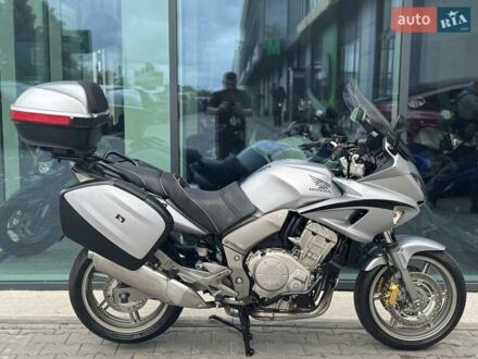 Хонда CBF 1000A 2008 у Рівному на Automoto.ua Сірий Хонда CBF 1000A, об'ємом двигуна 1 л та пробігом 33 тис. км за 5999 $, фото 1 на Automoto.ua
