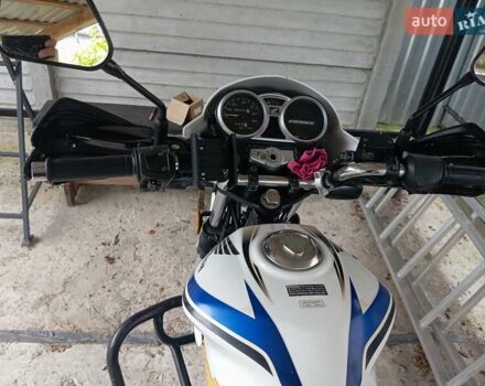 Белый Хонда CBF 125, объемом двигателя 0 л и пробегом 29 тыс. км за 1300 $, фото 2 на Automoto.ua