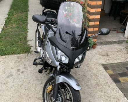 Хонда CBF 600N, объемом двигателя 0 л и пробегом 60 тыс. км за 5500 $, фото 1 на Automoto.ua