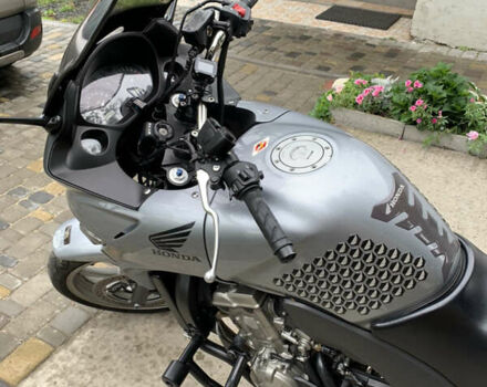 Хонда CBF 600N, объемом двигателя 0 л и пробегом 60 тыс. км за 5500 $, фото 10 на Automoto.ua