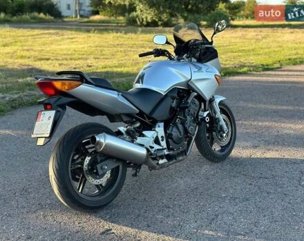 Сірий Хонда CBF 600N, об'ємом двигуна 0.6 л та пробігом 19 тис. км за 4799 $, фото 7 на Automoto.ua