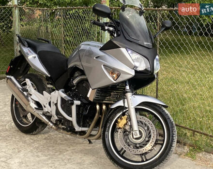 Сірий Хонда CBF 600N, об'ємом двигуна 0.6 л та пробігом 40 тис. км за 3999 $, фото 22 на Automoto.ua