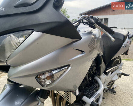 Сірий Хонда CBF 600N, об'ємом двигуна 0.6 л та пробігом 40 тис. км за 3999 $, фото 34 на Automoto.ua