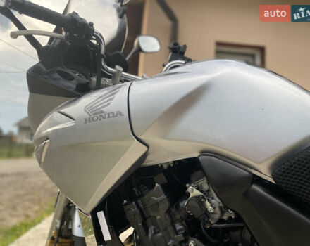 Сірий Хонда CBF 600N, об'ємом двигуна 0.6 л та пробігом 40 тис. км за 3999 $, фото 26 на Automoto.ua