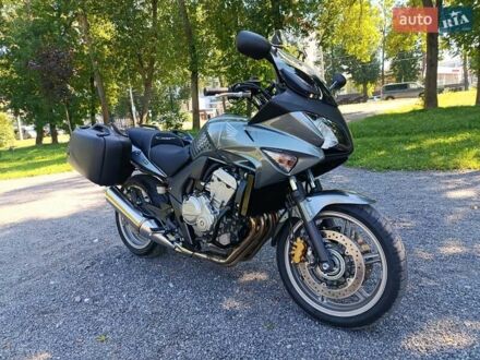 Хонда CBF 600N 2008 в Хмельницком на Automoto.ua Серый Хонда CBF 600N, объемом двигателя 0.6 л и пробегом 19 тыс. км за 6300 $, фото 1 на Automoto.ua