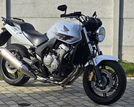 Белый Хонда CBF 600NА, объемом двигателя 0.6 л и пробегом 29 тыс. км за 5650 $, фото 14 на Automoto.ua